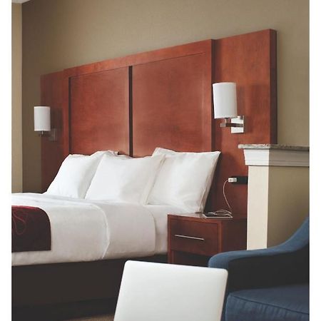 Comfort Inn & Suites Greenville I-70 Esterno foto
