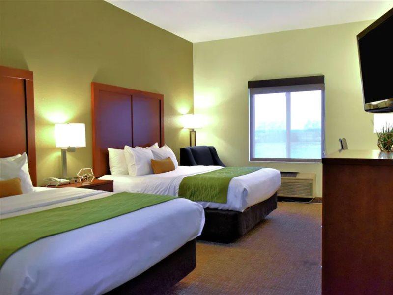 Comfort Inn & Suites Greenville I-70 Esterno foto