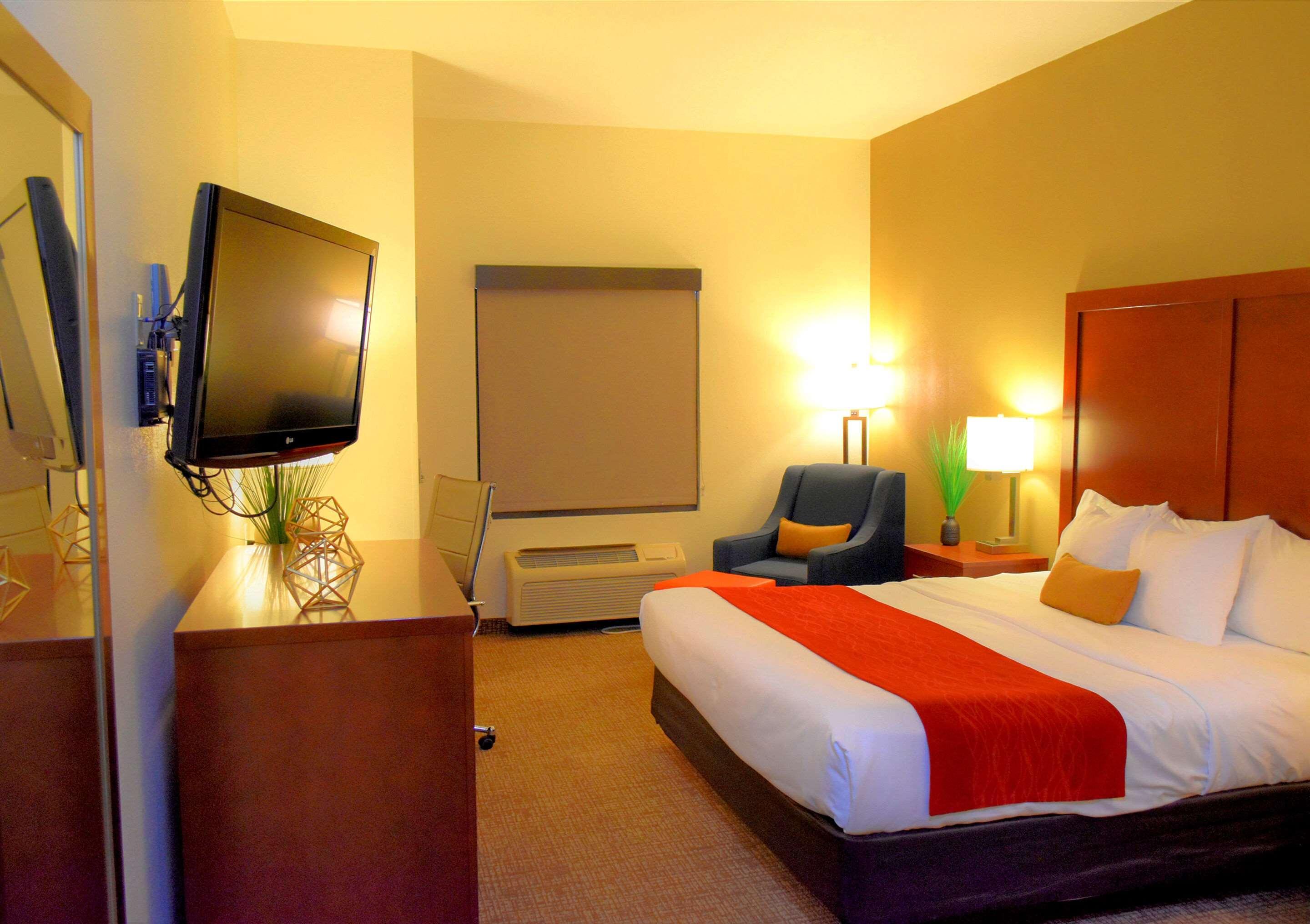 Comfort Inn & Suites Greenville I-70 Esterno foto