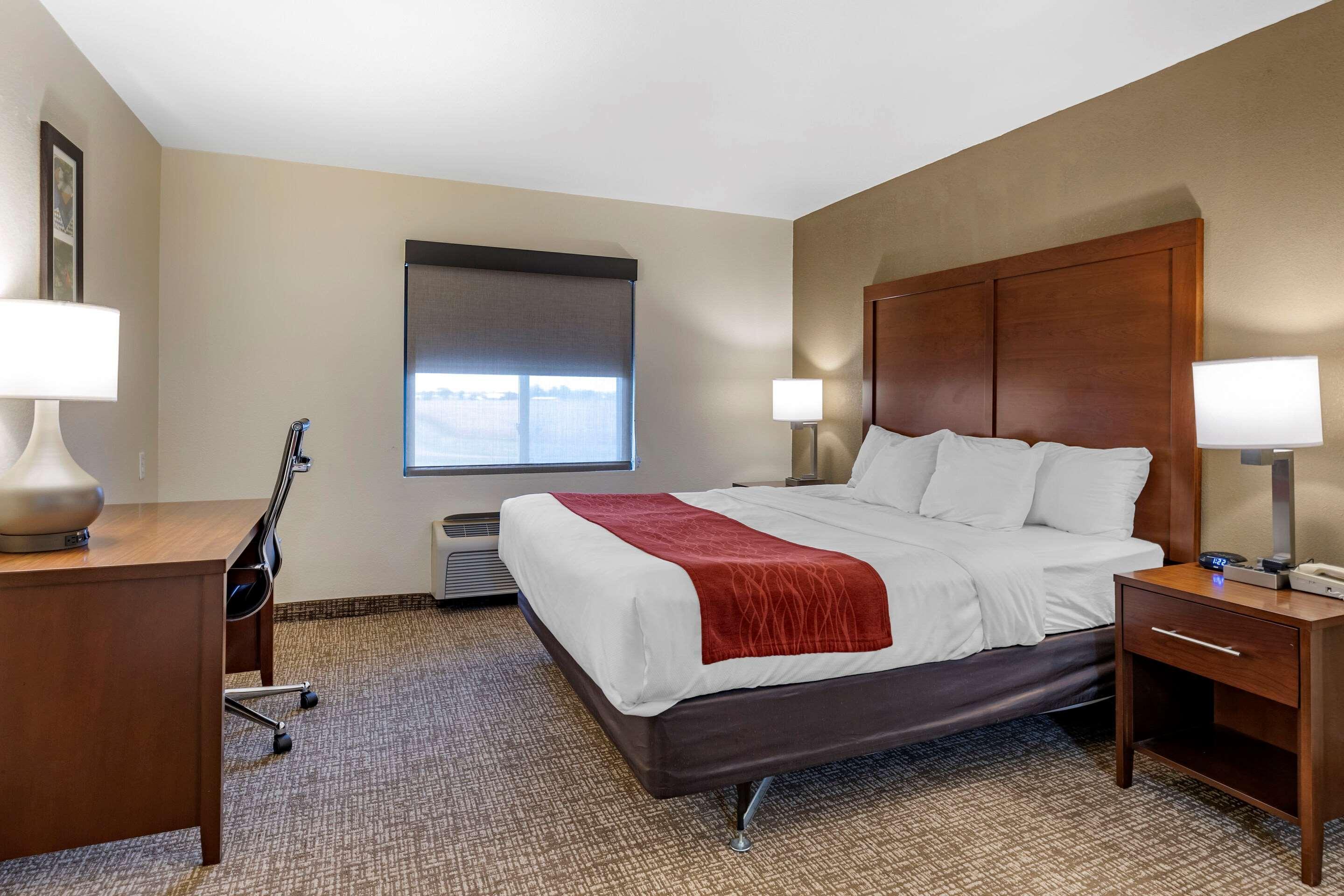 Comfort Inn & Suites Greenville I-70 Esterno foto