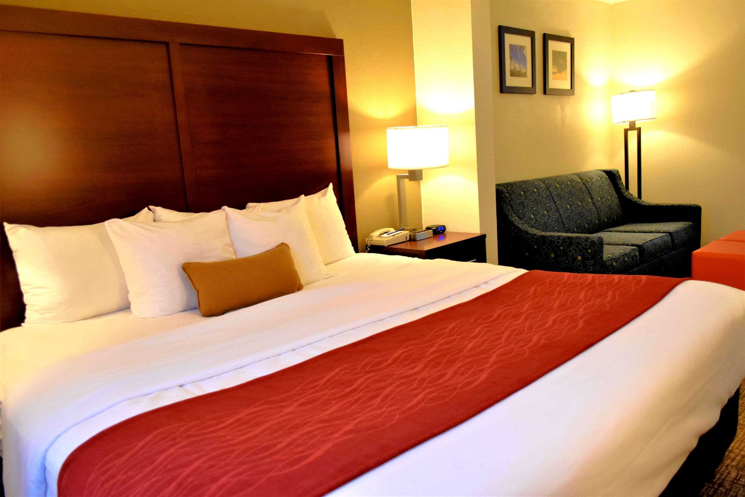 Comfort Inn & Suites Greenville I-70 Esterno foto