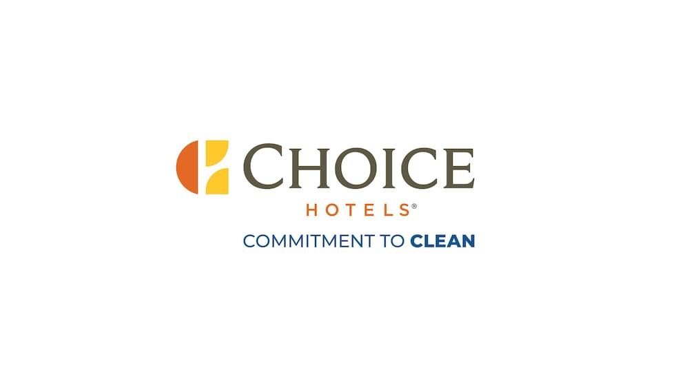 Comfort Inn & Suites Greenville I-70 Esterno foto